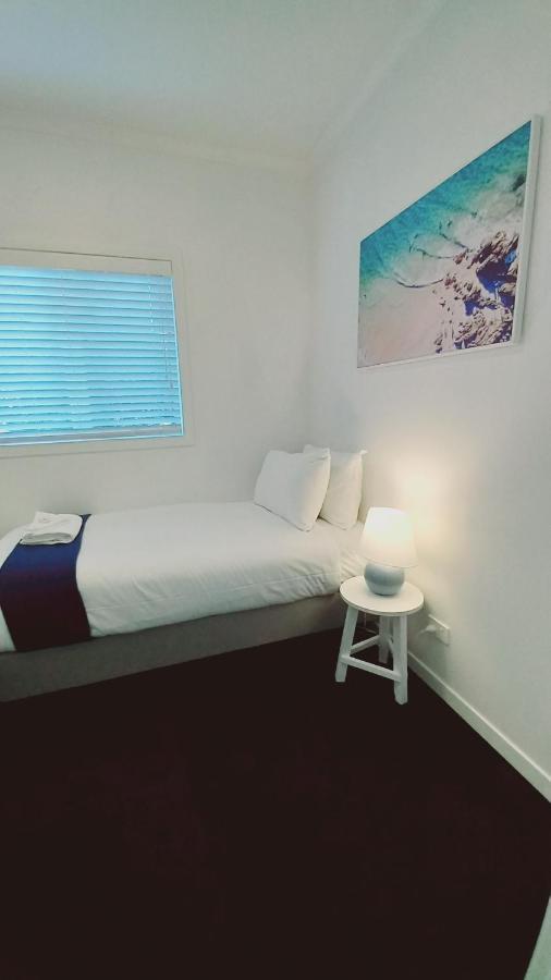 Coromandel Town Harbourside Cottage Luxury Accommodation Exterior photo