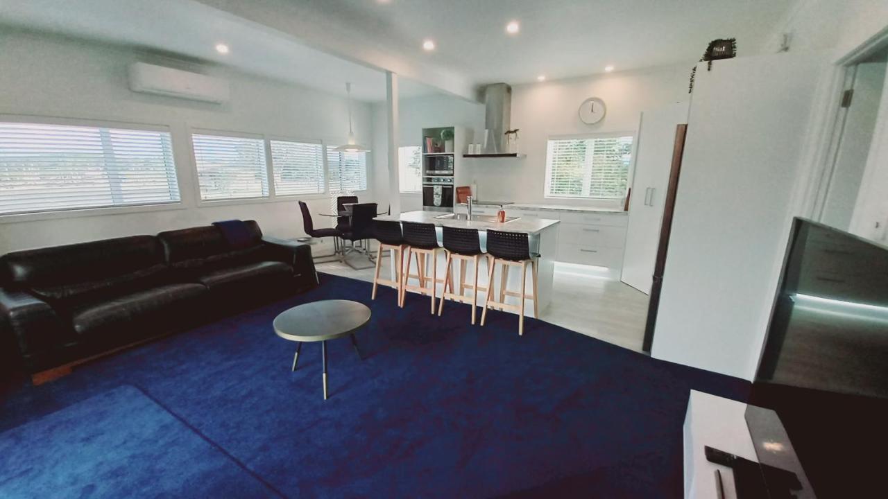 Coromandel Town Harbourside Cottage Luxury Accommodation Exterior photo