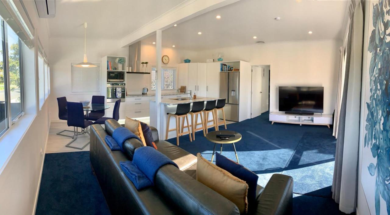 Coromandel Town Harbourside Cottage Luxury Accommodation Exterior photo